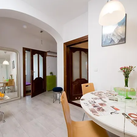 Apartament Sunny *